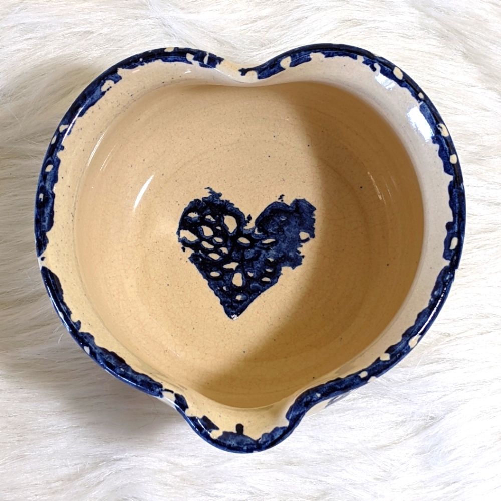 Vtg Marshall Pottery Signed Heart Spongeware Dish